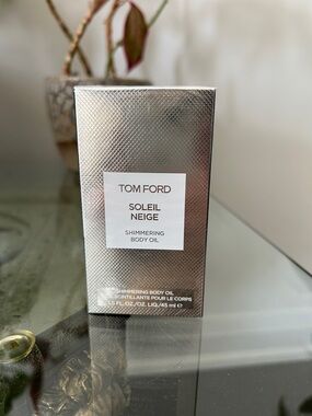 Tom Ford Shimmering Body Oil